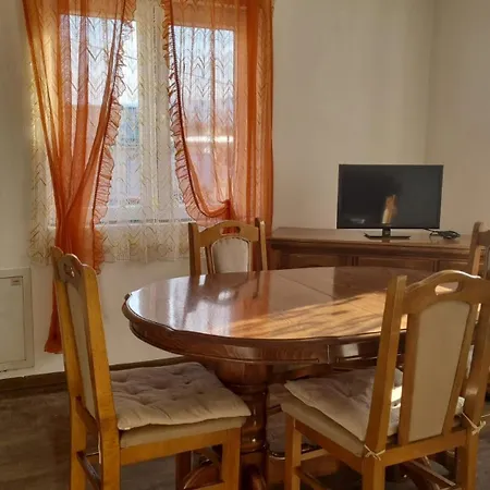 Bianca Lux Apartment *